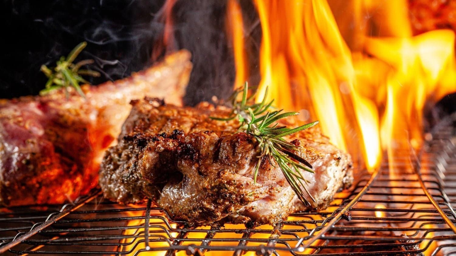 « Je pensais que c'était juste un bon coup de brosse » : pourquoi les urgentistes redoutent cet accessoire de barbecue cha...